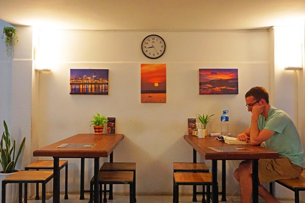 بنوم بنه Maya Papaya Cafe & Hostel（One Stop） المظهر الخارجي الصورة